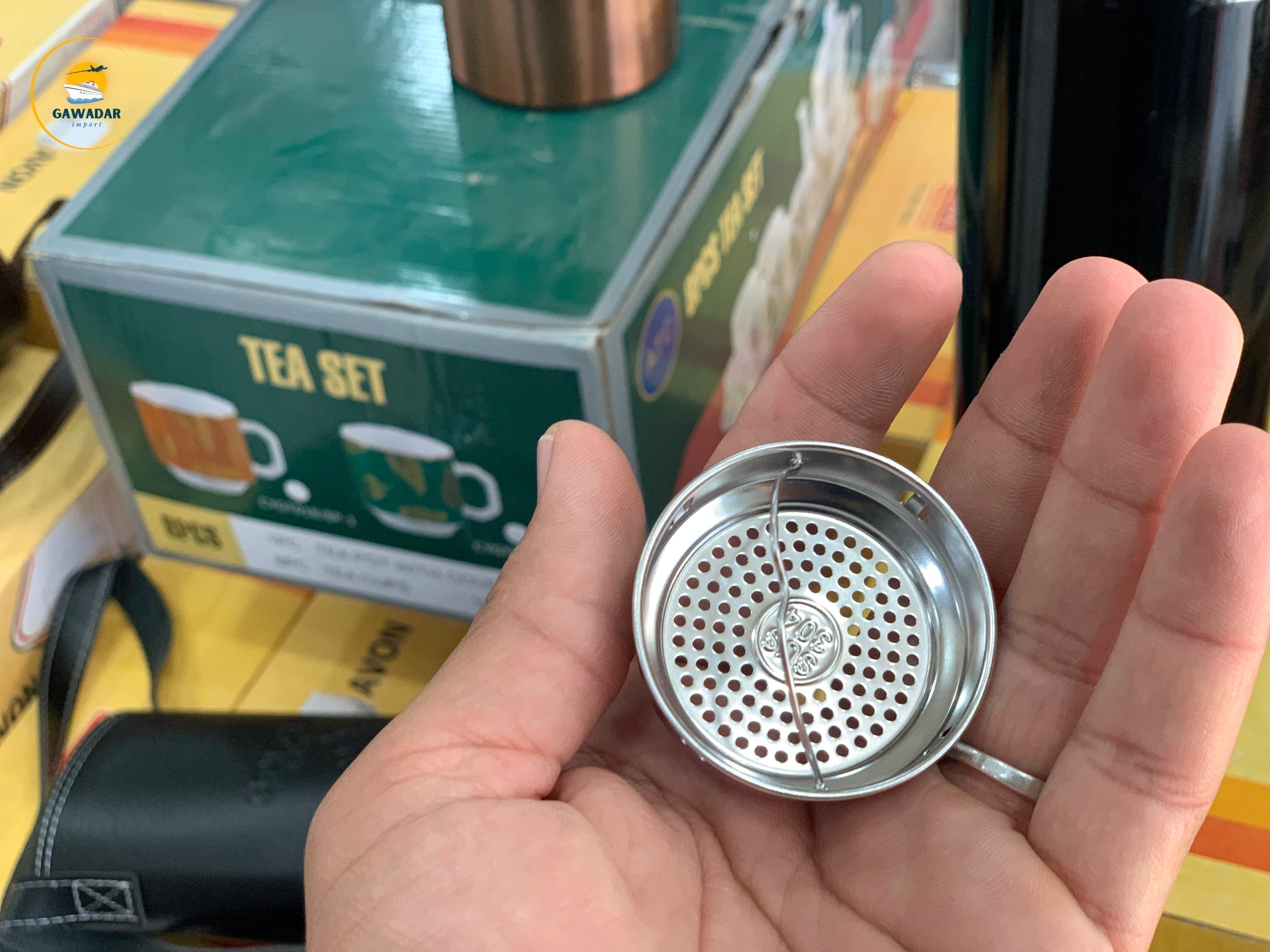 Vacuum Hot & Cold Bottles with Leather Cover  1500ml Stainless Steel   Hot Selling Item