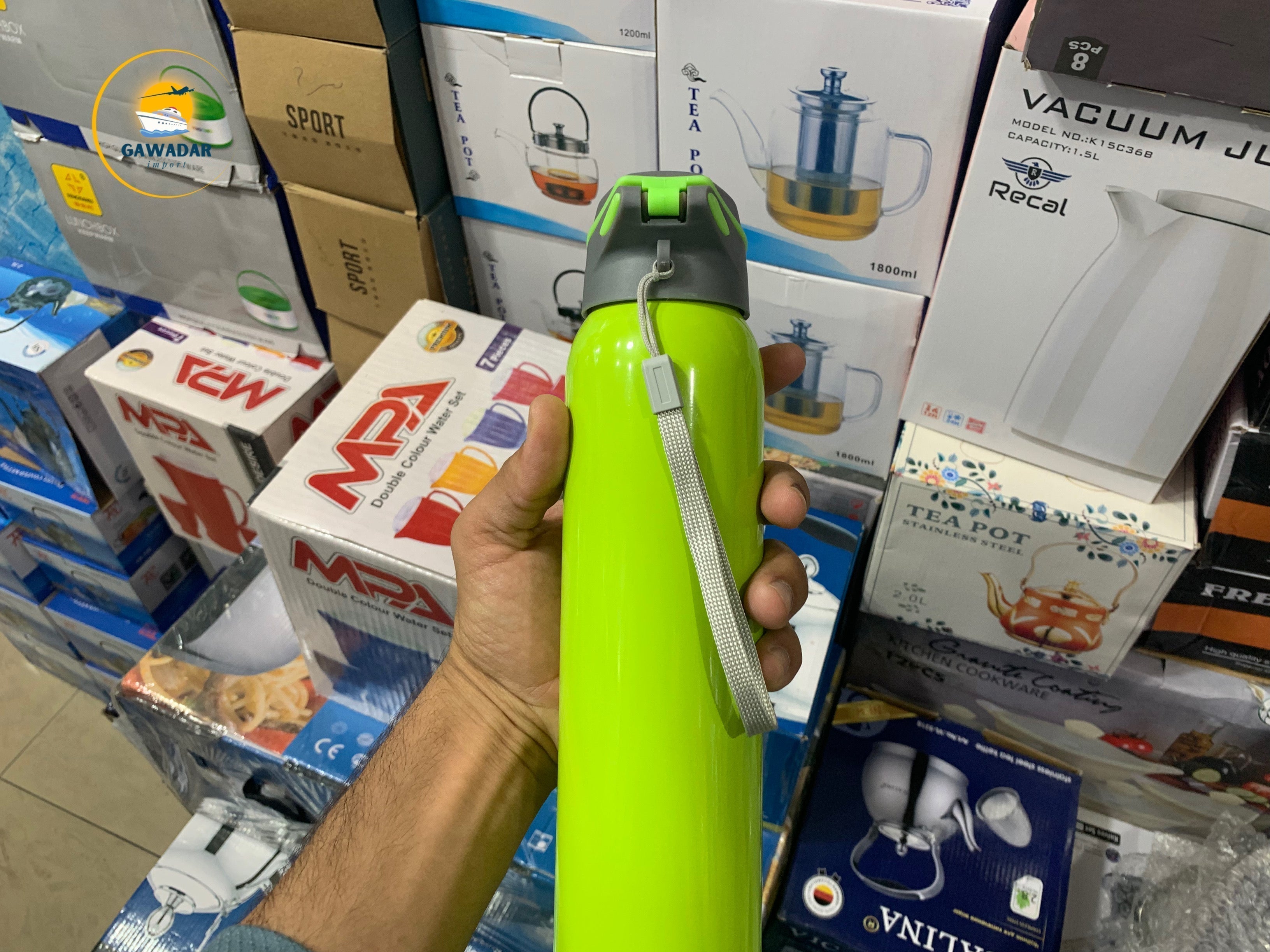 SPORT Brand Cold water bottles , Stainless Steel Built In Straw 750ml