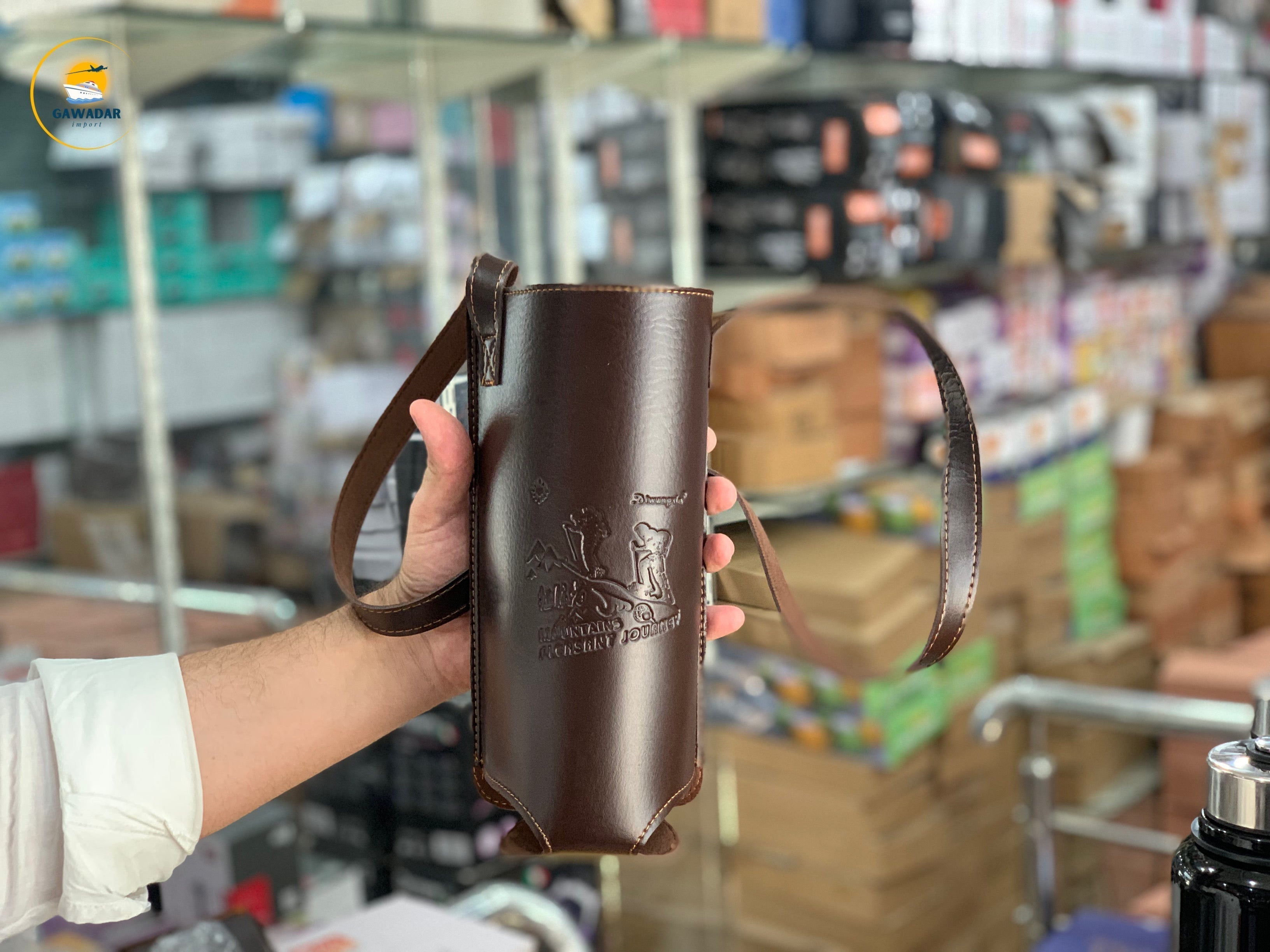 Vacuum Hot & Cold Bottles with Leather Cover  1500ml Stainless Steel   Hot Selling Item