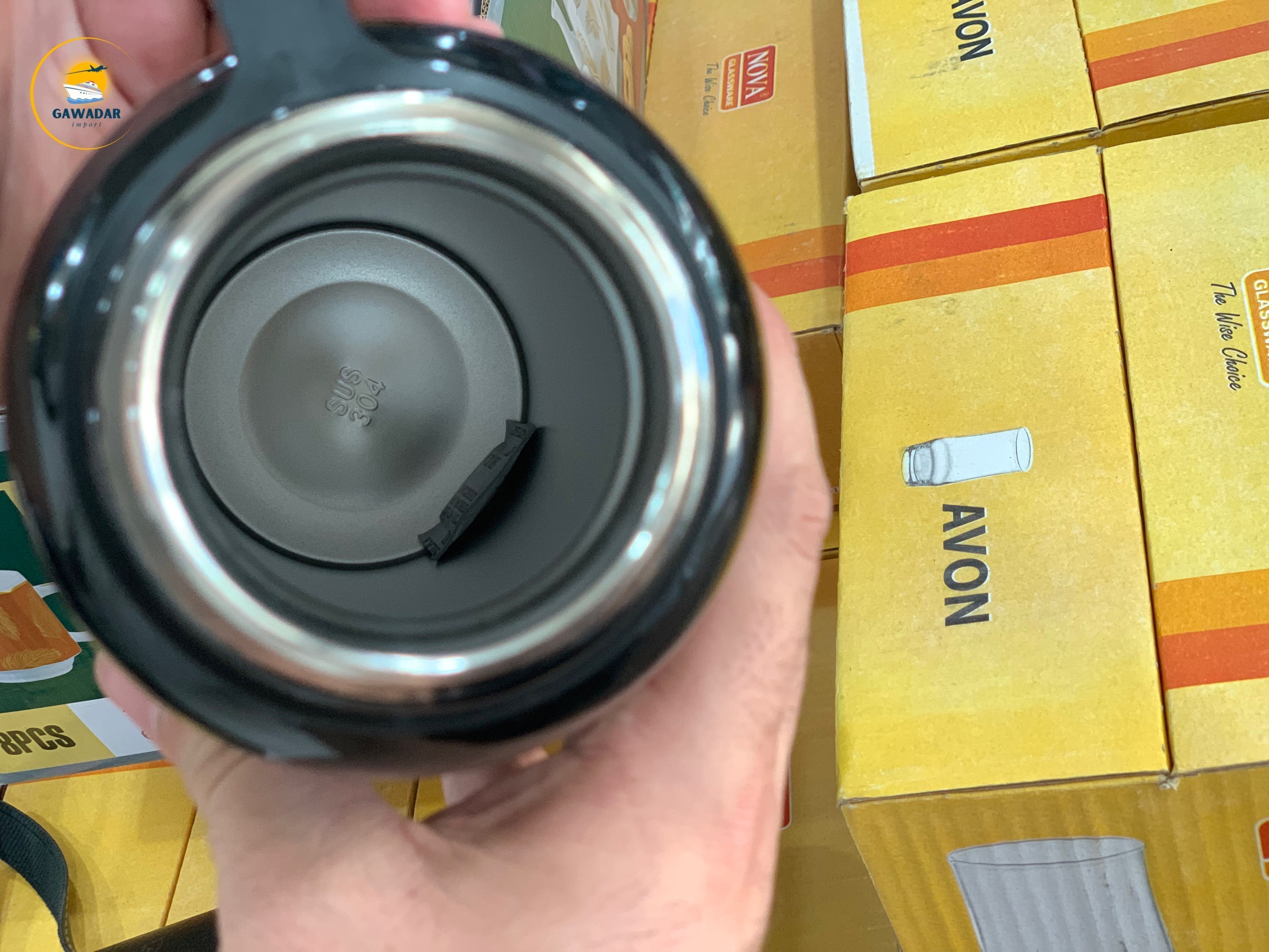 Vacuum Hot & Cold Bottles with Leather Cover  1100 ML Stainless Steel  Hot Selling Item