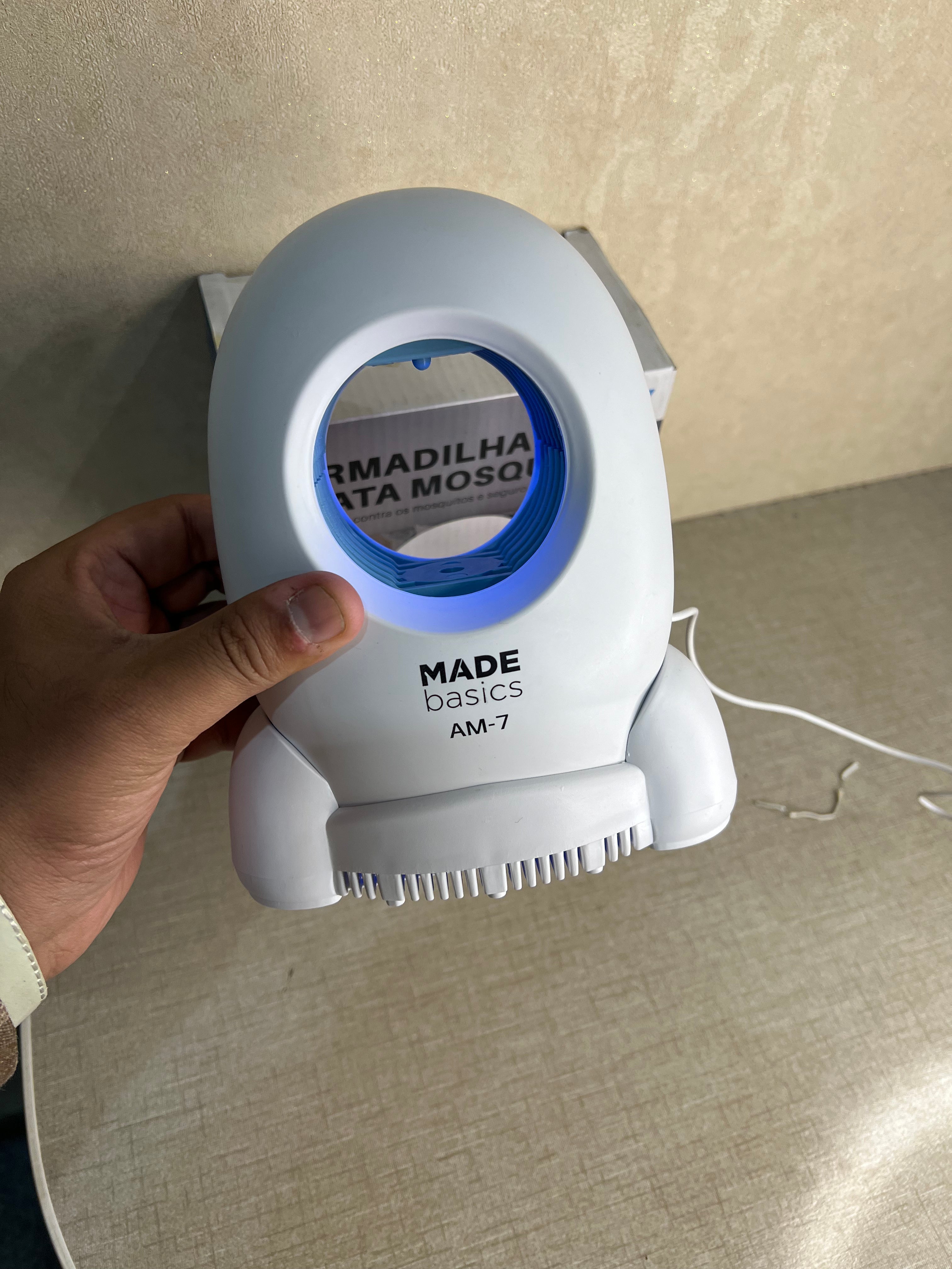 MADE Basics AM-7 360-Degree Rocket-Shaped Photocatalyst Mosquito Lamp: Silent Repellent with Attractant