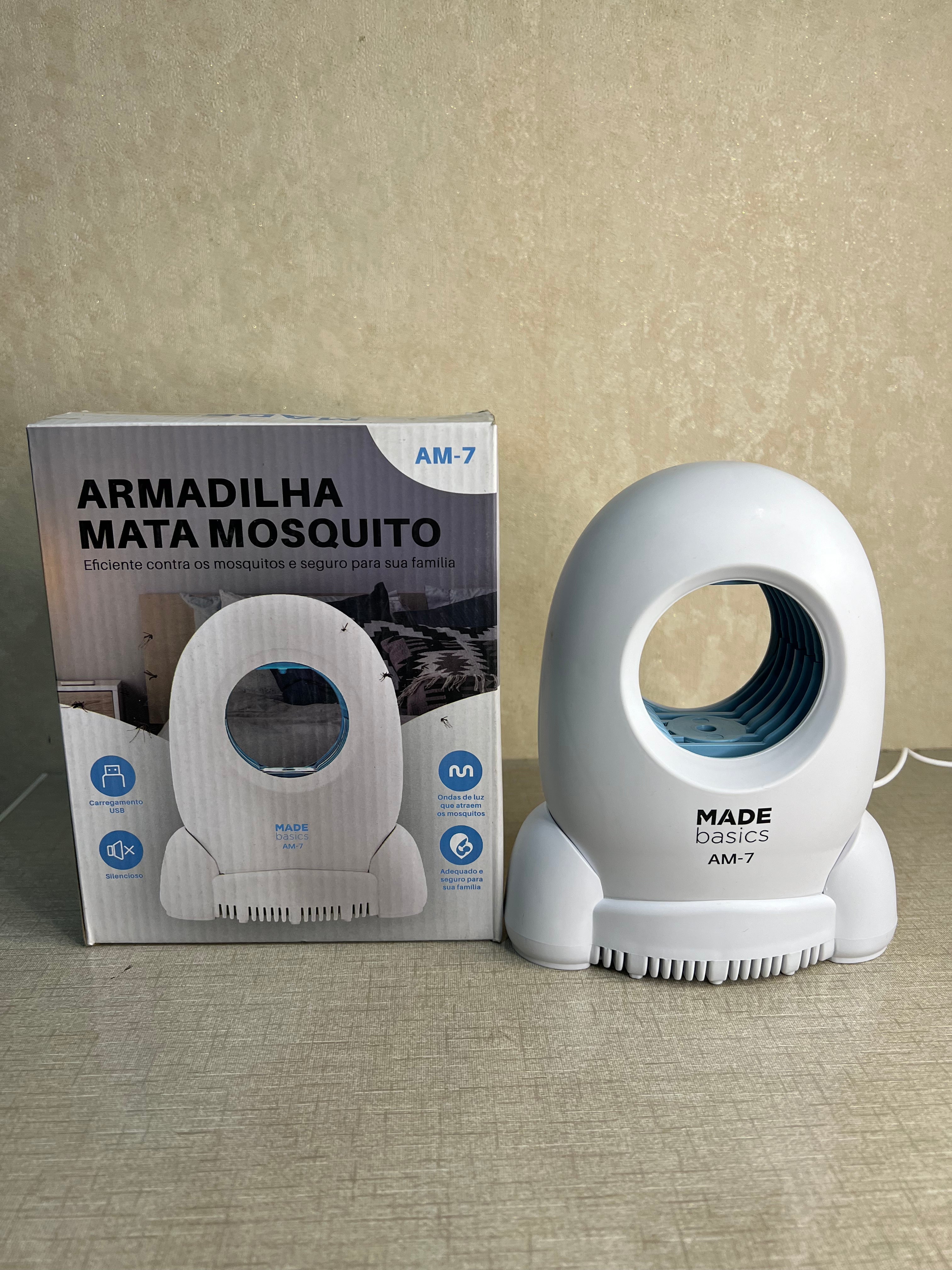 MADE Basics AM-7 360-Degree Rocket-Shaped Photocatalyst Mosquito Lamp: Silent Repellent with Attractant